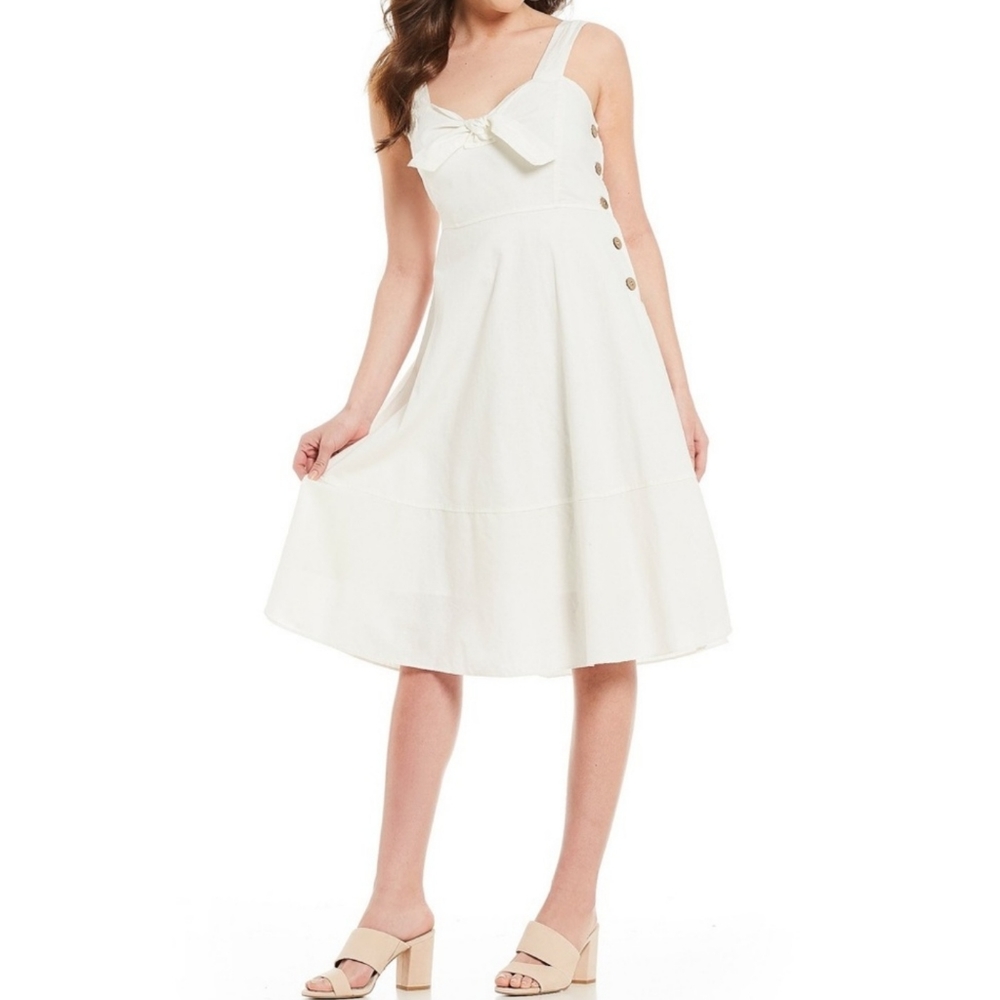 NWT Chelsea & Violet knot front sleeveless dress